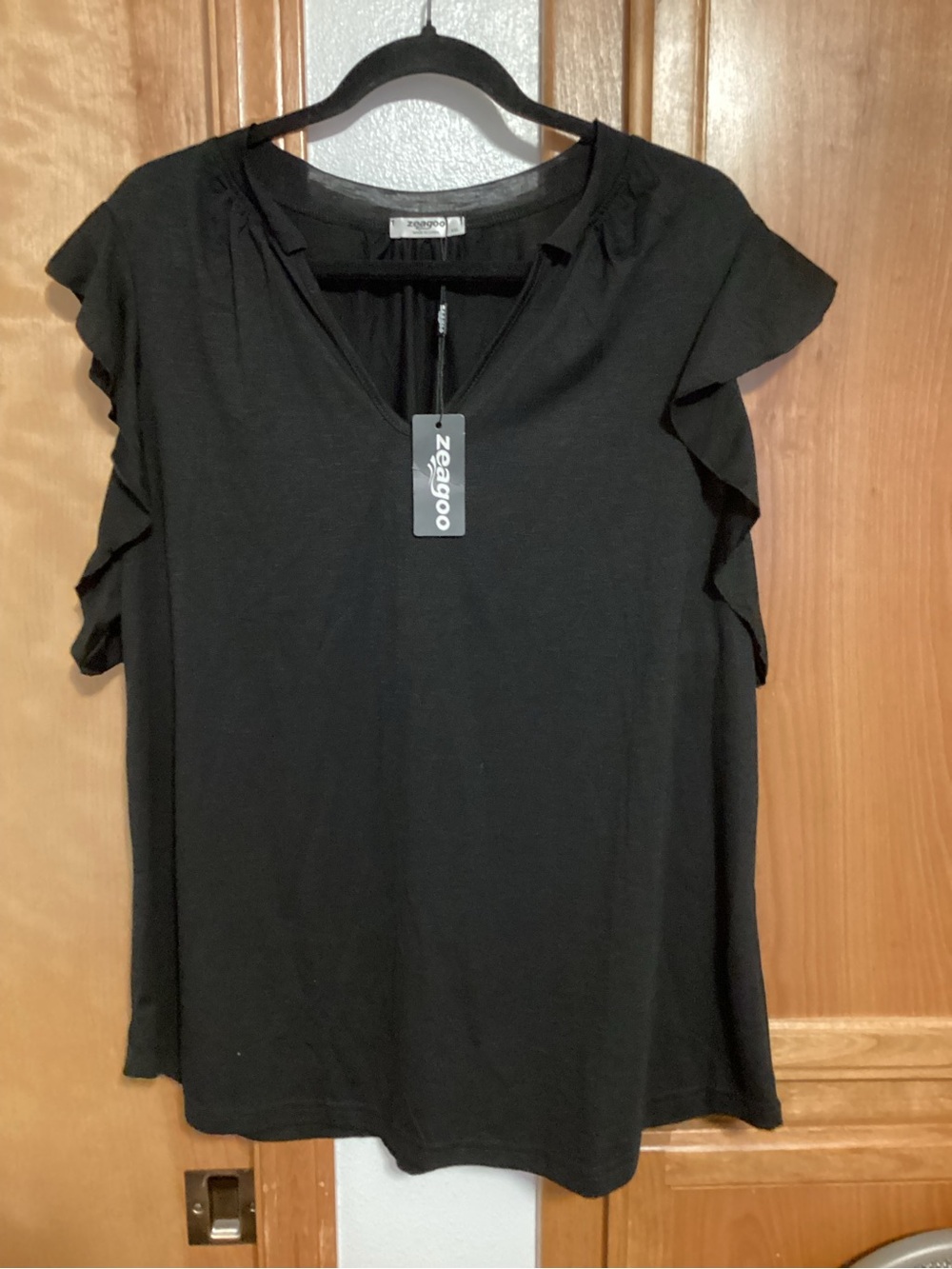 zeagoo Black Ruffle Sleeve V-Neck Top, XXL, NWT